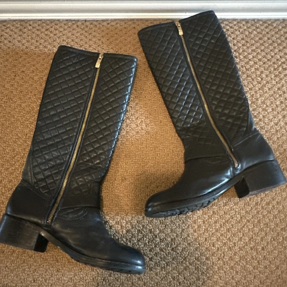 Vince Camuto Wenters Quilted Tall Riding Boot Equestrian‎ Elegant LeatherSize 8B